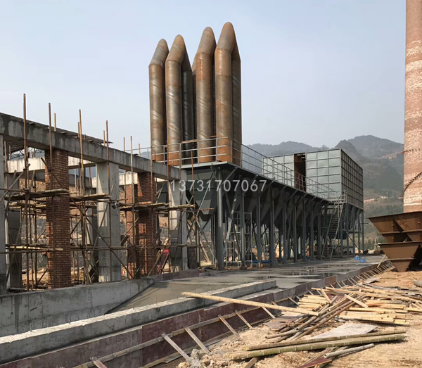 湖南岳陽(yáng)頁(yè)巖磚廠(chǎng)布袋除塵器施工中 湖南岳陽(yáng)頁(yè)巖磚廠(chǎng)布袋除塵器施工中