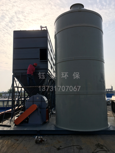 山東兗州輪胎廠(chǎng)PPC64-6布袋除塵器及廢氣處理設備安裝中 山東兗州輪胎廠(chǎng)PPC64-6布袋除塵器及廢氣處理設備安裝中